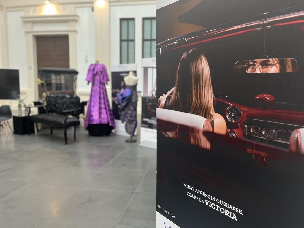 Mujeres al Volante, la nueva exposición del Museo del Automóvil y la Moda de Málaga para concienciar sobre la violencia de género