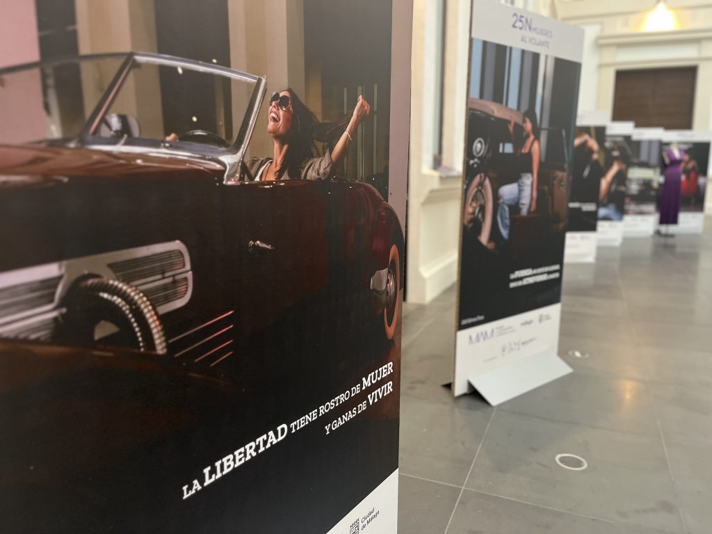 Exposición 'Mujeres al Volante'
